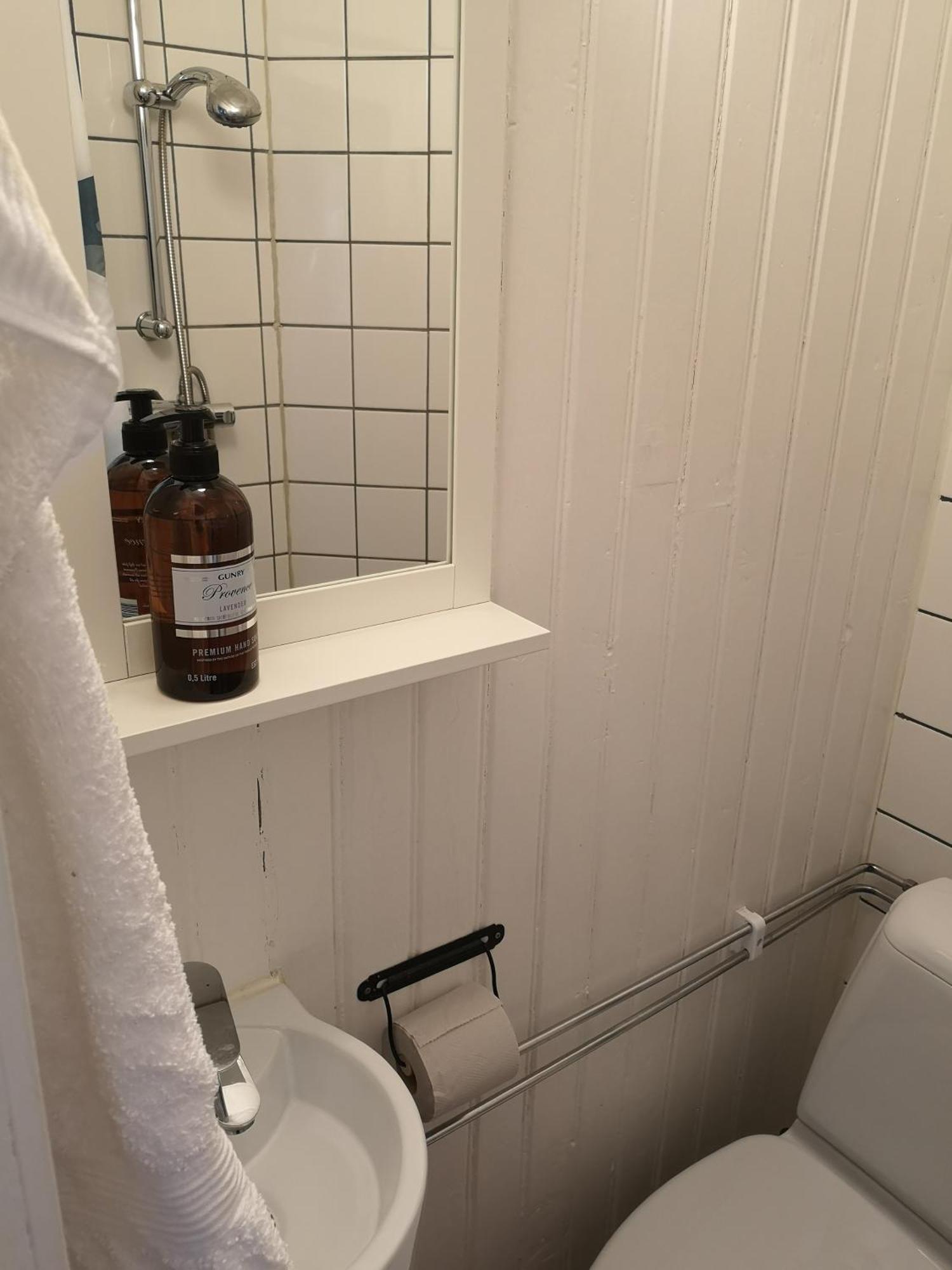 Stockholm B&B Cottage Nacka Ruang foto