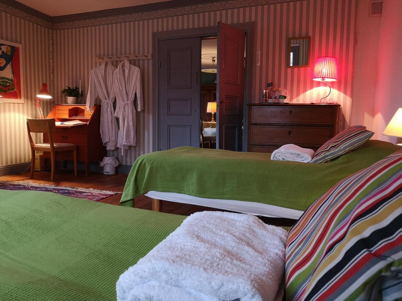 Stockholm B&B Cottage Nacka Bagian luar foto
